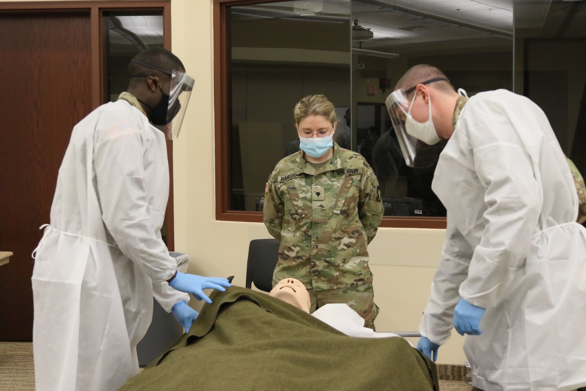 MNNationalGuard's tweet image. Approximately 500 Soldiers and Airmen from the @MNNationalGuard are currently activated to support the State's #COVID19 response.