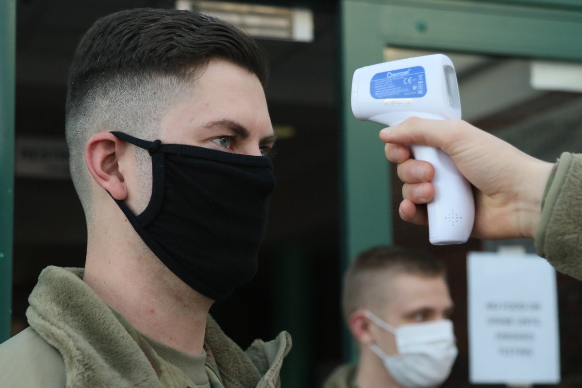 MNNationalGuard's tweet image. Approximately 500 Soldiers and Airmen from the @MNNationalGuard are currently activated to support the State's #COVID19 response.