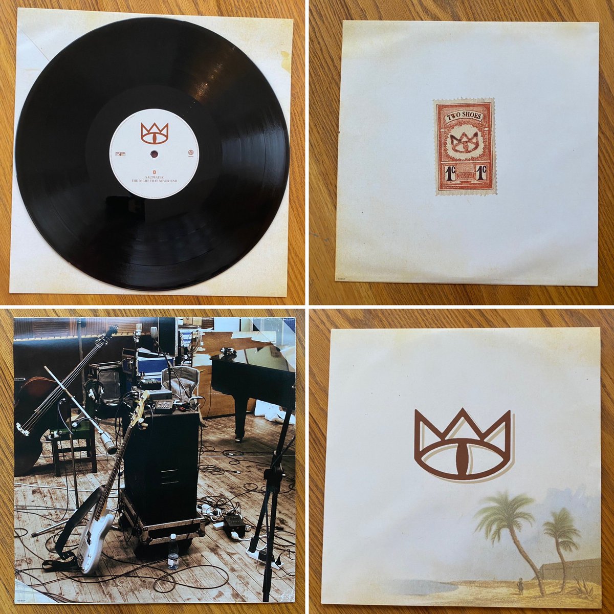 CMoneyKS's tweet photo. #SundayMorningVinyl #TheCatEmpire #CatEmpire #TwoShoes #TwoShoesRecords #2005
.
What an happy delivery from the Amazon Fairy this morning! If you’ve never heard this Aussie band you should check ‘em out. They are so fun, total party band yet amazingly musical. @thecatempire https://t.co/ZHoOdc4Npo