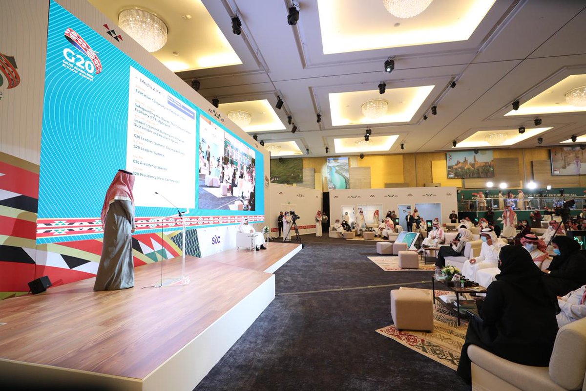 #وزير_التعليم خلال اللقاء الإعلامي في #مجموعة_العشرين: المملكة نجحت في استمرارية التعليم عن بُعد رغم تحديات جائحة كورونا
#نلهم_العالم_بقمتنا
spa.gov.sa/viewfullstory.…