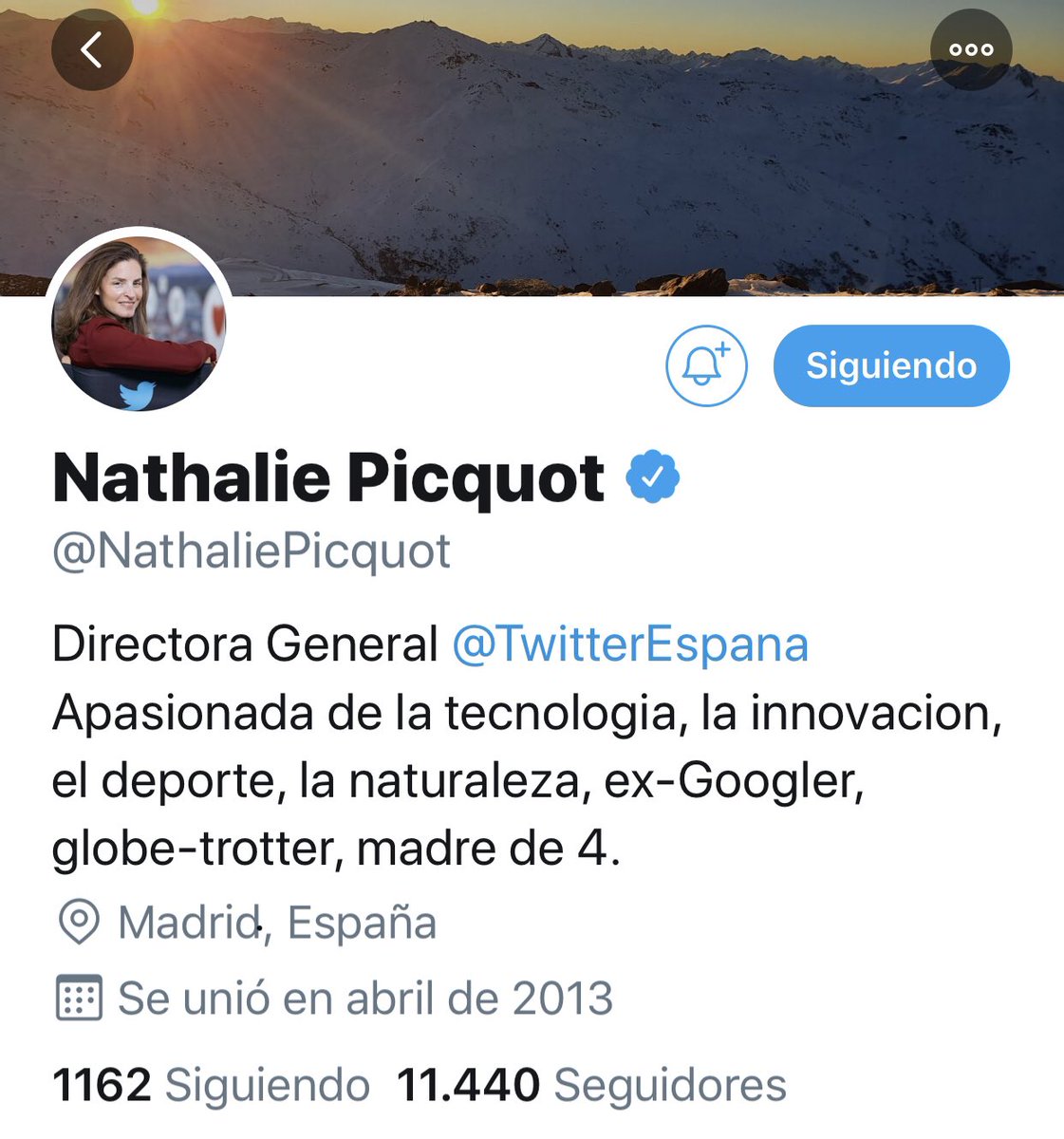 nafasaro1's tweet photo. Hay que ir a por esta tipa @NathaliePicquot y enseñarle que son los derechos fundamentales que recoge nuestra Constitución  👇 https://t.co/hLae3ARHD2