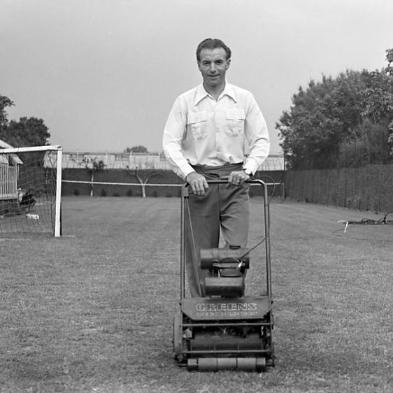 #125 - Mowing the lawn with Stanley Matthews