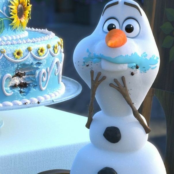 warnerbooksx's tweet photo. o olaf é tão fofo, amo um boneco de neve https://t.co/f1waP07PF0