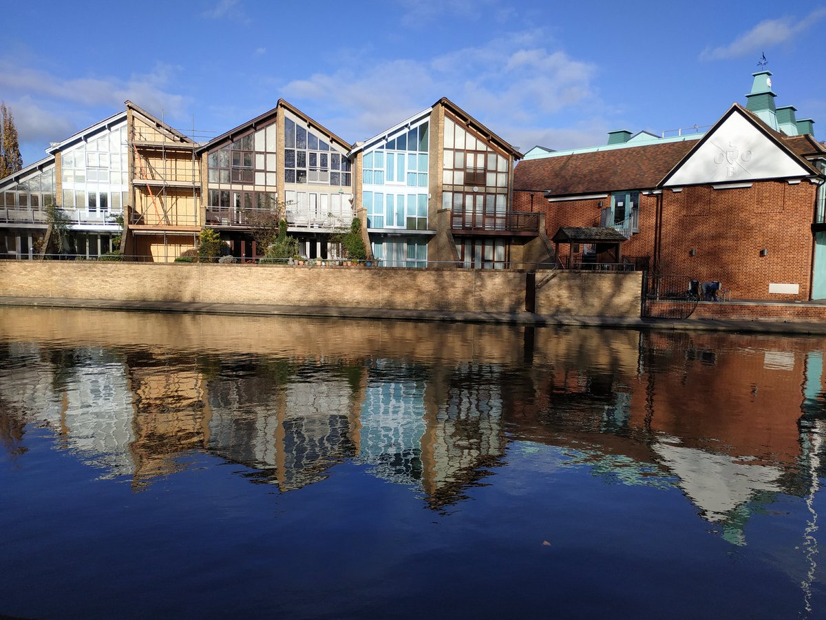 Gorgeous weather for a walk along the river in #Cambridge #spiritlifting