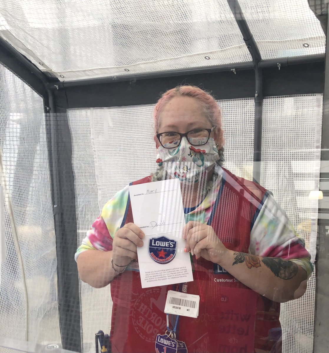 Mary driving amazing service in the booth! Thank you Mary! #Giveusa10 <a href="/BenitoKomadina/">Benito.Komadina@Lowes</a> <a href="/BubaR9/">Buba</a> <a href="/GlennRey10/">Glenn Rey</a> @LauraG813R1