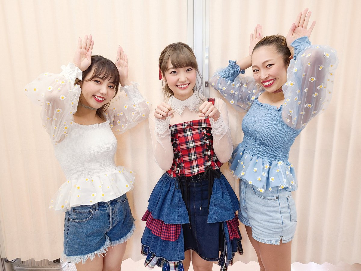 大橋彩香 Official アニソンプレミアム ご覧頂きありがとうございました Start Dashとにゃんだーわんだーデイズを披露させていただきましたが いかがでしたか ダンサーさんとも犬猫ダンスしたよ ｳﾌ トークも色々お話出来て楽しかったです