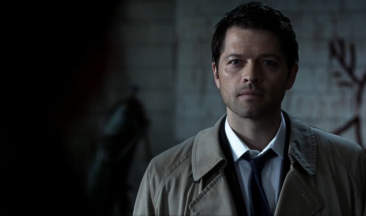 Дин винчестер и кастиэль. Миша коллинз сверхъестественное. Кастиэль сверхъестественное. Кастиэль и дин. Миша коллинз кастиэль.