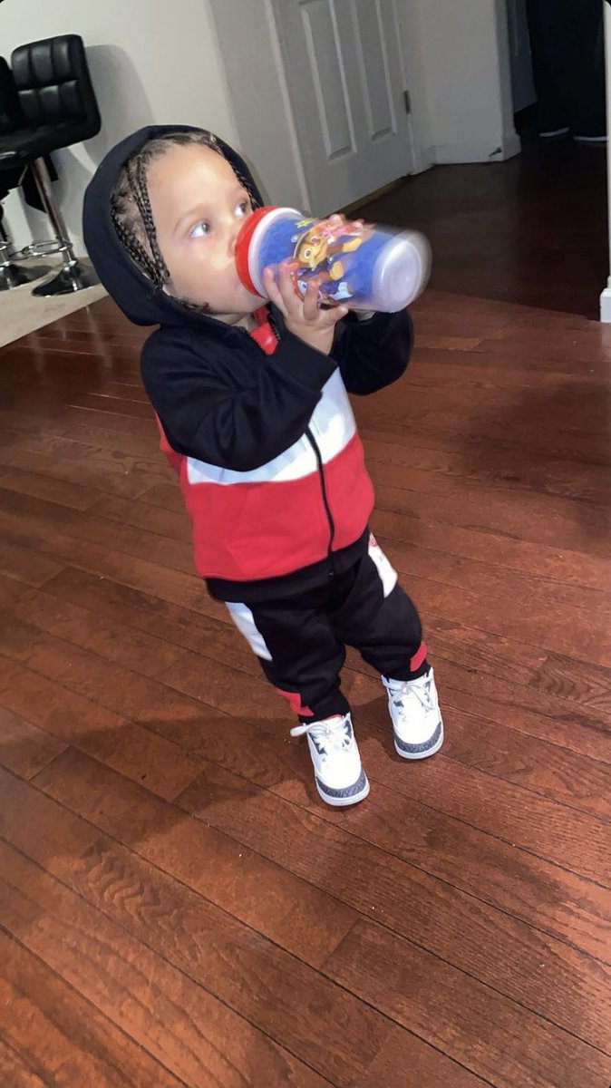 BIG__SLEEZ's tweet photo. Young bull https://t.co/47zZSIHFXh