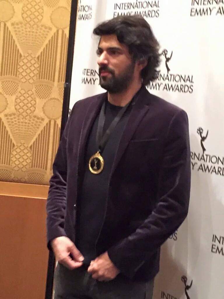 EnginAkyurekPy's tweet photo. #EnginAkyürek
En los premios
#Emmy2015 es
#Nominado
#mejoractor2015
#BestActor2015 #InternationalIEmmyAwards2015
#noviembre2015👍
#EnginAkyürekParaguay https://t.co/pMjUIjQ1TZ
