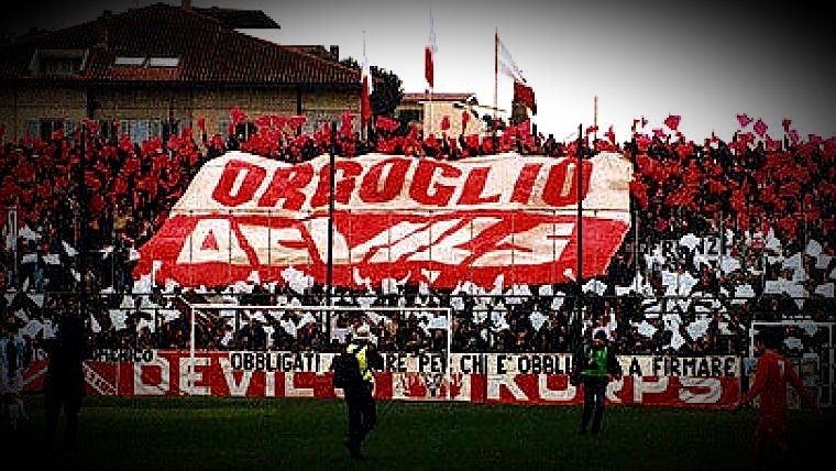 SebastianoPapa1's tweet photo. CONCUSSA SURGIT @SSTeramoCalcio
#TernanaTeramo 3-0
#TernoSecco di un'ottima squadra di #SerieB
Passo falso di gioventù del più BELLO Staff della serie C, dove ognuno può misurare da sé il suo VALORE!
#AvantiTeramo
#AvantiDiavolo
#TeramoCalcio1913
#CurvaEst
#Teramo https://t.co/bbBEpRWGaX