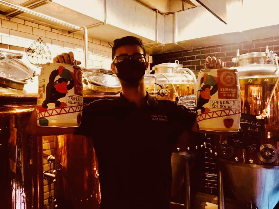 Enjoy our delicious craft beers in the comfort of your own home! 😁 

Choose a 5L mini keg for £25!
Choose from Stout, IPA’s, APA’s or Lagers. 

Order Yours Here 👇🏼
brewhouseandkitchen.com/highbury