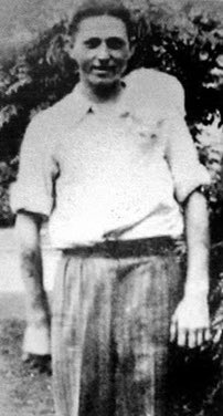 41Strange_book's tweet photo. Clyde Barrow https://t.co/grvSYceTaK