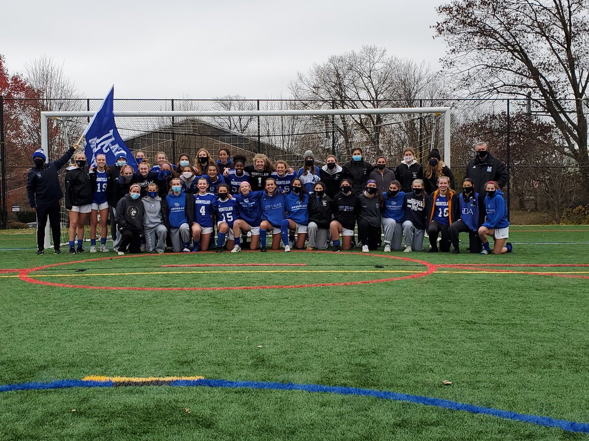 MtcLocalSports's tweet photo. Congrats ladies 
What a pair of great seasons @mtcgirlssoccer https://t.co/fMSx9NHBYi
