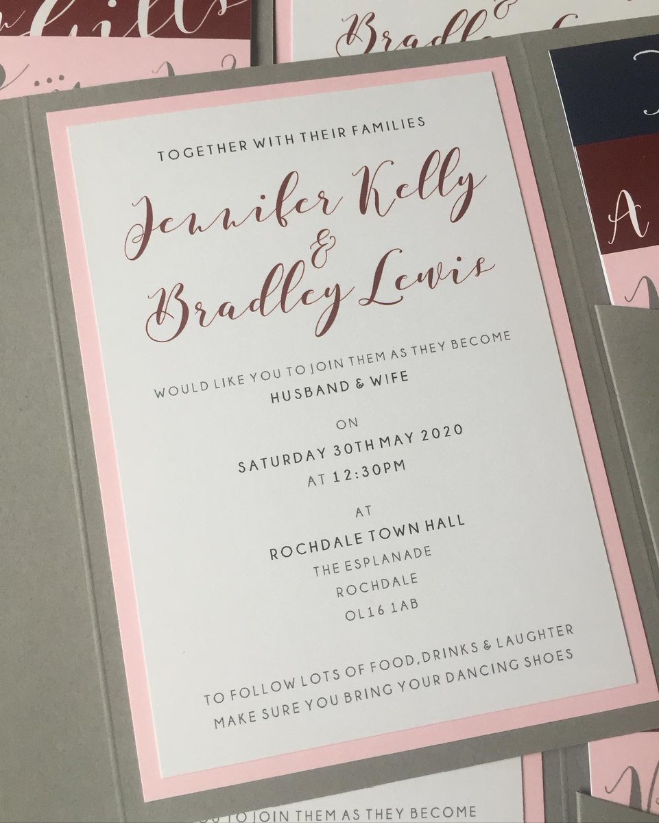 designerinvite's tweet photo. ALL THE COLOURS //
Can’t decide on a colour scheme. Use them all! Dove Grey Pocketfolds with Strong White, Navy, Burgundy &amp; Pink inserts bound with Belly Band
——————————————————
#wedding #weddinginvitations #invitations #engaged #pocketfold  #bellyband #2021wedding #2022wedding https://t.co/8mLSw1JAgf