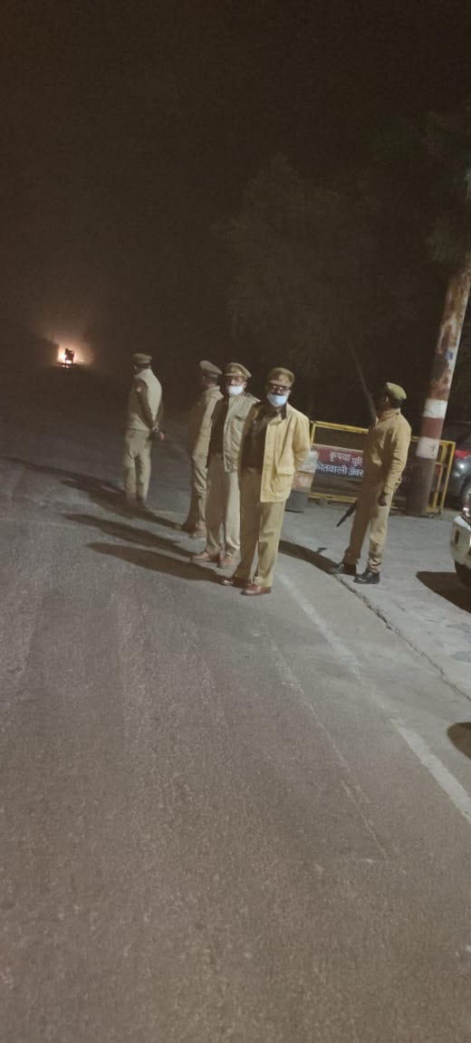 noidapolice's tweet photo. सुरक्षा-व्यवस्था के दृष्टिगत गश्त व चेकिंग | 
@Uppolice https://t.co/P42dXUac5d
