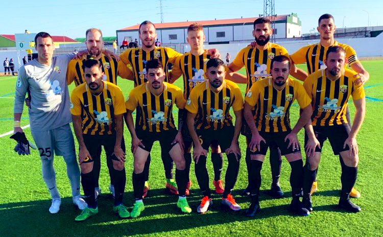 ADLobon's tweet photo. PARTIDO |

⚽  AD LOBÓN  0
                      🆚
      @CDCORIA 1

✅ Los hombres de @mariohugonoa realizaron un buen partido, pero con excesivo castigo.

👉 Ésta es la línea a seguir, trabajo trabajo y trabajo.

🤝 Muchas gracias a toda la afición y a @BarraBravaLobon https://t.co/rytcg8hFUu