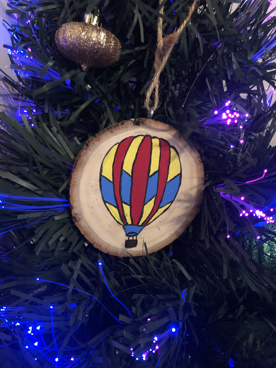 BKreatives's tweet photo. Hand painted ornament anyone? https://t.co/leC6hxG1YT