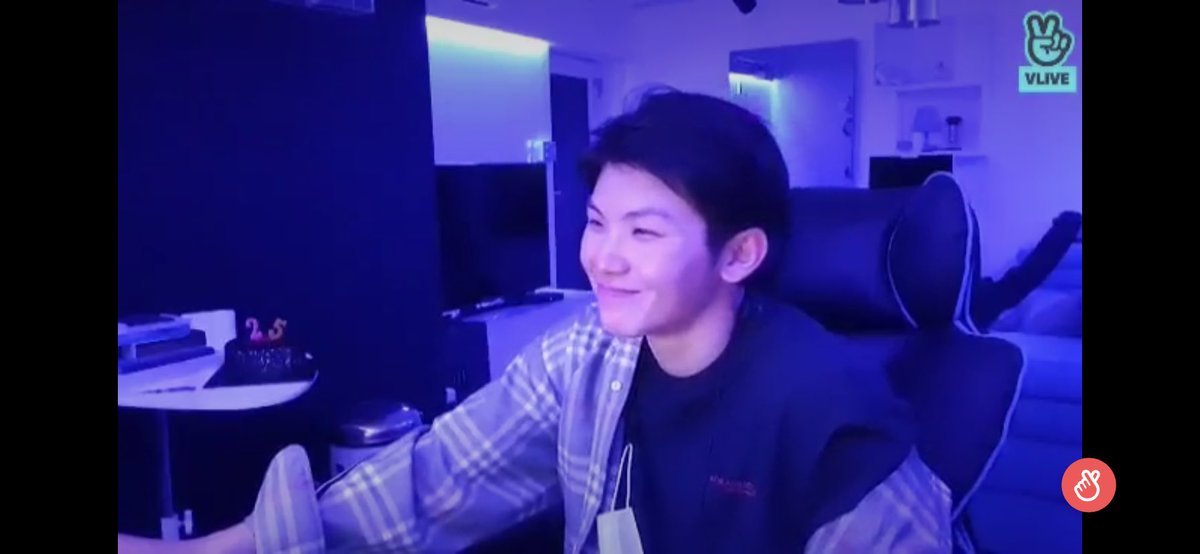 hoonsrice's tweet photo. If this ain't a man out of my dream for the last 24 years, idk what it is @pledis_17 #WOOZI #우지 

Let's celebrate every stage of life together (intl. age)! 
23 ✅
24 ✅ https://t.co/OKyXxMa9vs
