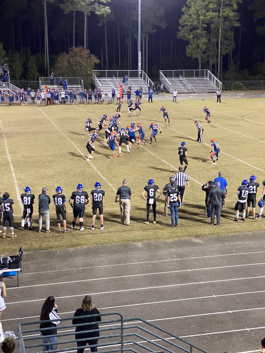 TheTicket850's tweet photo. Be sure to follow the new social media pages for Press Box sports! The Press box is live tuesdays and thursdays from 6p-8p on 100.3 / 97.1. Twitter and Facebook: @pressbox850 https://t.co/o3XOEevbA3