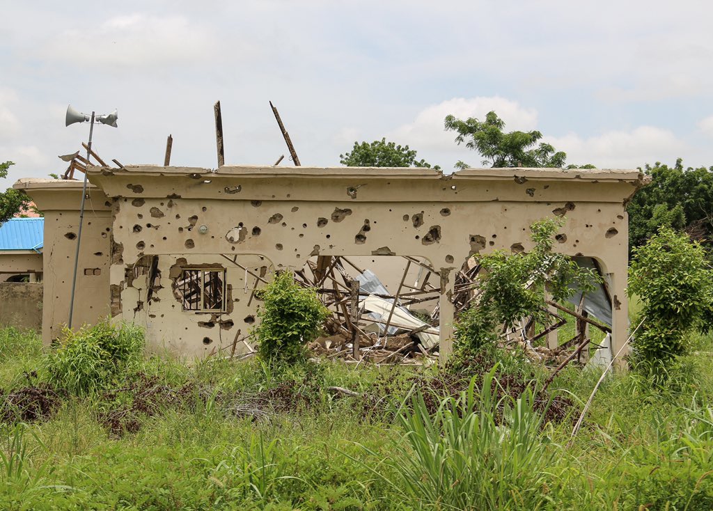 fatiabubakarrr's tweet photo. For my column Exposure on @daily_trust I wrote about issues I face as female photojournalist.

It is “like this image of a bullet ridden mosque in Bama,the harsh words hit you relentlessly till you are a walking numb structure; full of scars and strength”

https://t.co/98VFPPAWyN https://t.co/D3XzBTrl1E