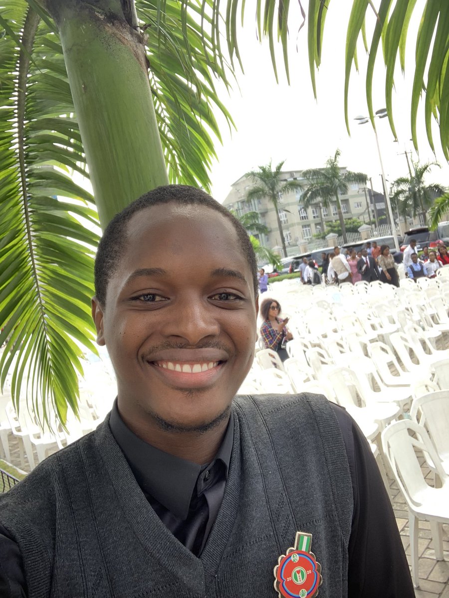 LegitEdwin's tweet image. 