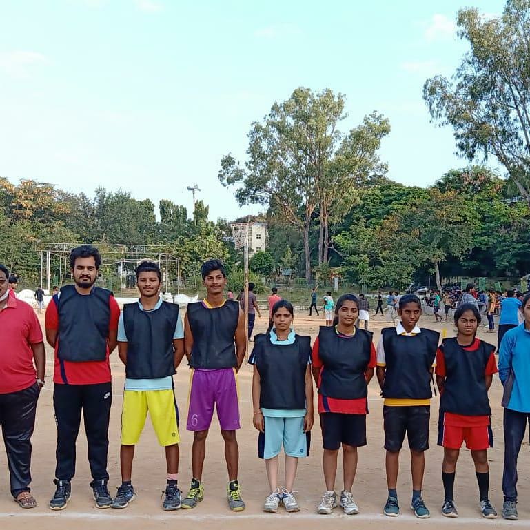 NetballOf's tweet photo. Very good night to all On Behalf of Netball Association of Telangana today we organized one day Netball Intramural Tournament in Z.P ground Mahabubnagar Telangana https://t.co/Ei9EkkK7MS