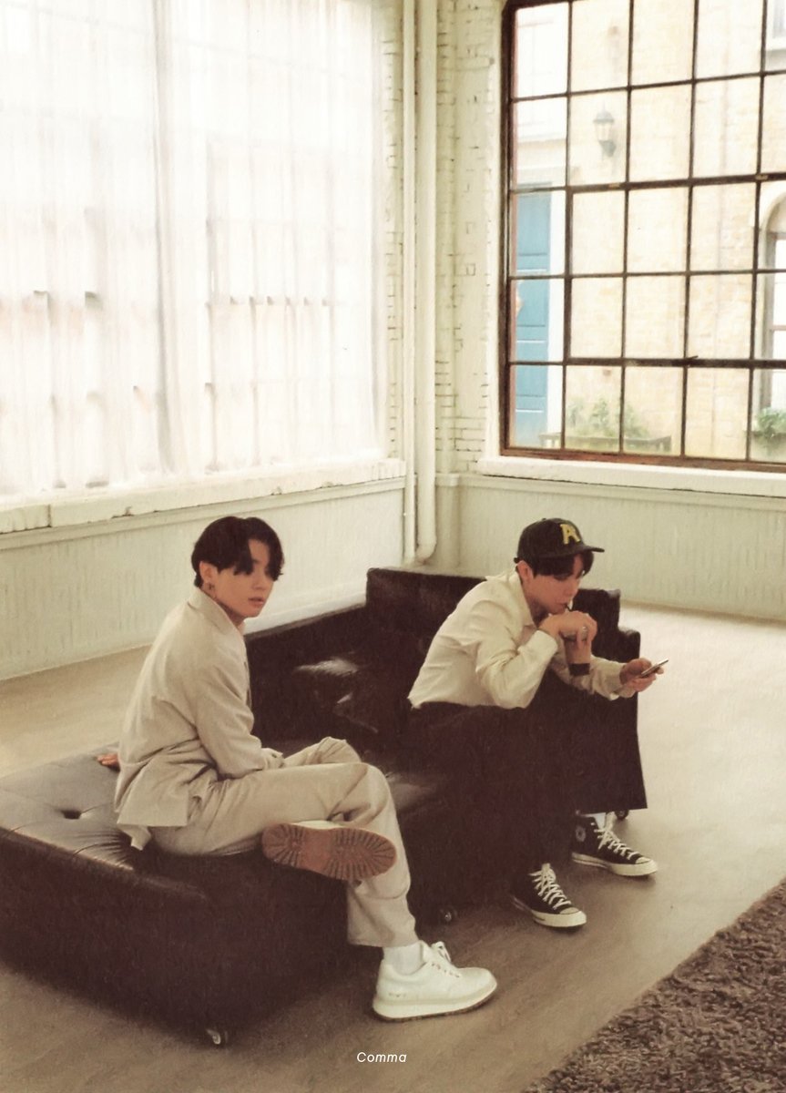 [scan] Album BE making book

#방탄소년단 #BTS <a href="/BTS_twt/">방탄소년단</a>