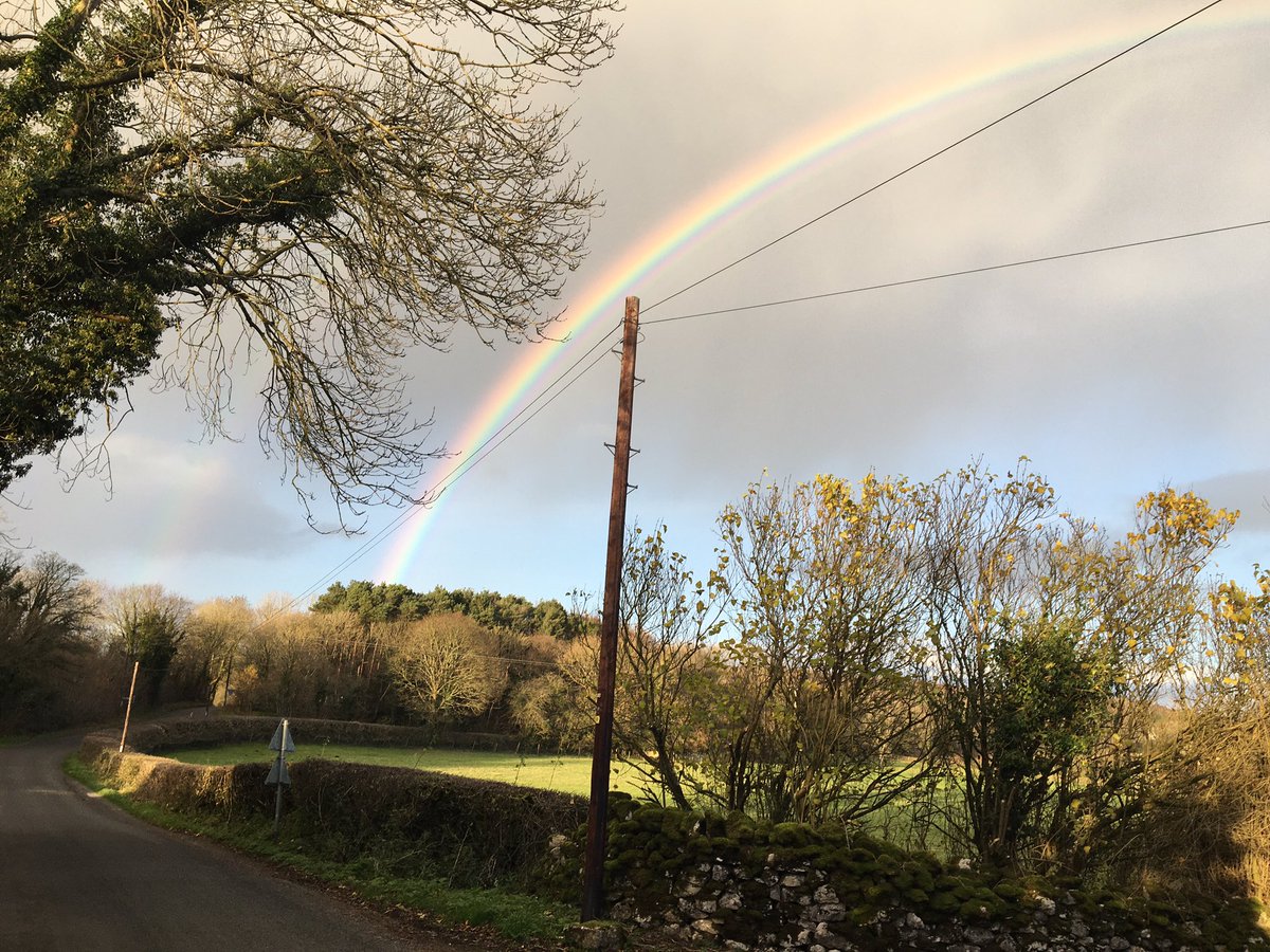 MrNigelThompson's tweet photo. Rainbows end at #fellend #milnthorpe #cumbria https://t.co/Jnxrl6hLP2