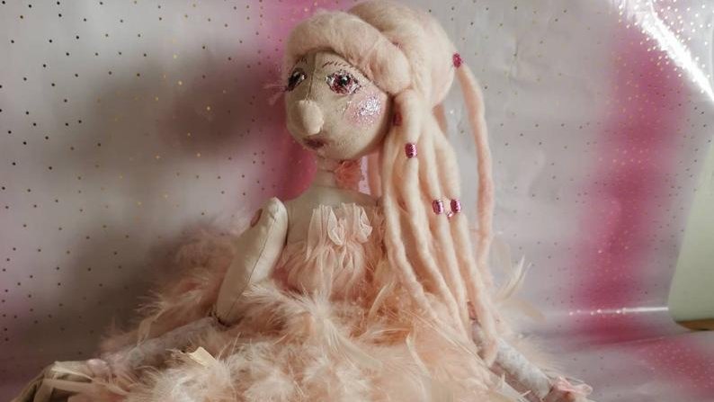 More of our wonderful sellers taking part in this weekends <a href="/etsysheffield/">SheffieldSellersEtsy</a> Christmas Market🎄❄️🦌 <a href="/eviejadeuk/">Evie Jade</a> <a href="/AandDCreations/">A&D Creations</a> <a href="/Dollswithattit1/">Dollwithattitudes</a>  #shopsmall #etsysheffonline #shopindie #sheffieldissuper sheffieldsellers.uk/seller