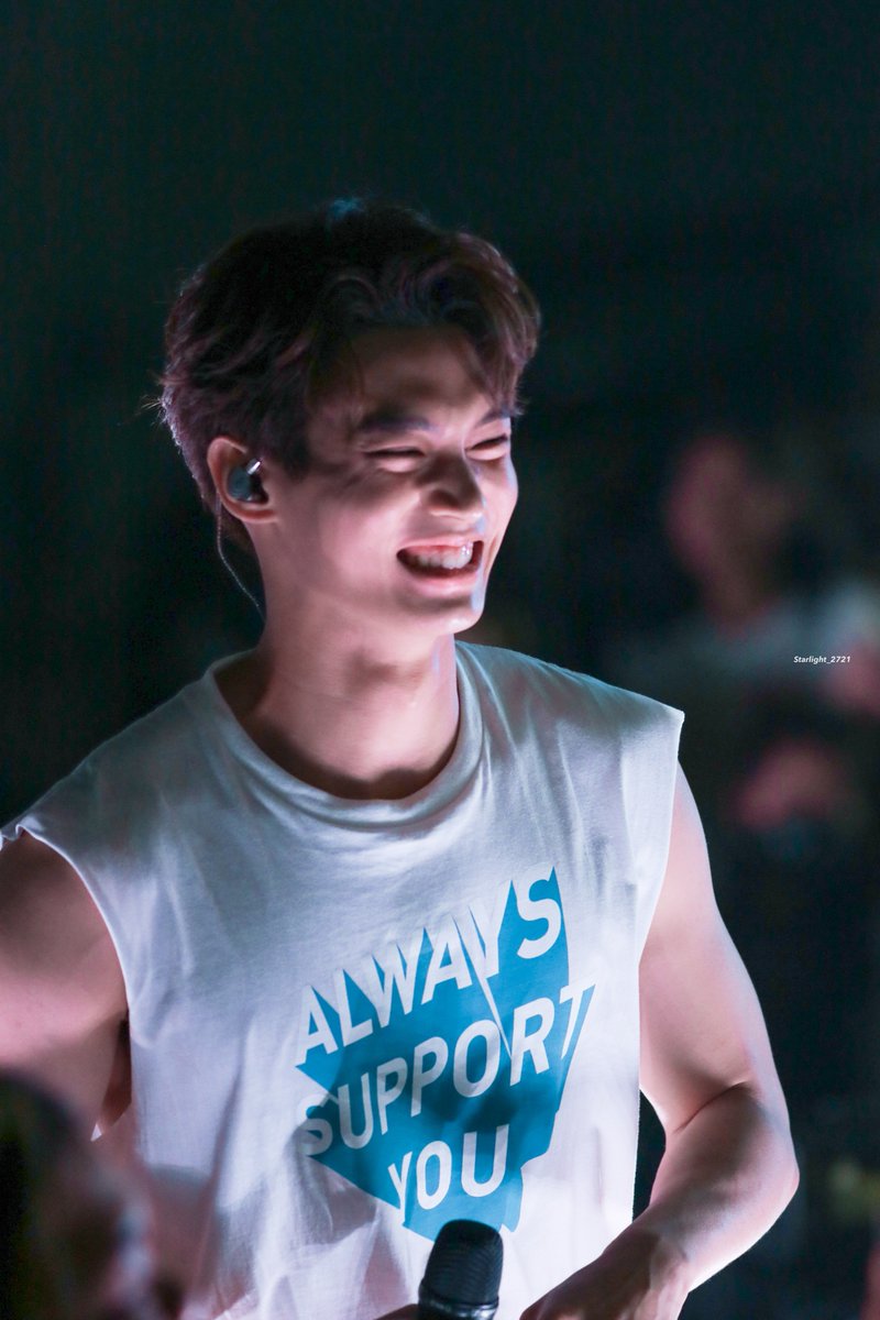 Starlight_1710's tweet photo. หน้าดิสนีย์ บอดี้มาเวลที่แท้ทรู ✨🐰💪🏻😉

#FantopiaxBrightWinDay2
#winmetawin https://t.co/DubdKZBqxw