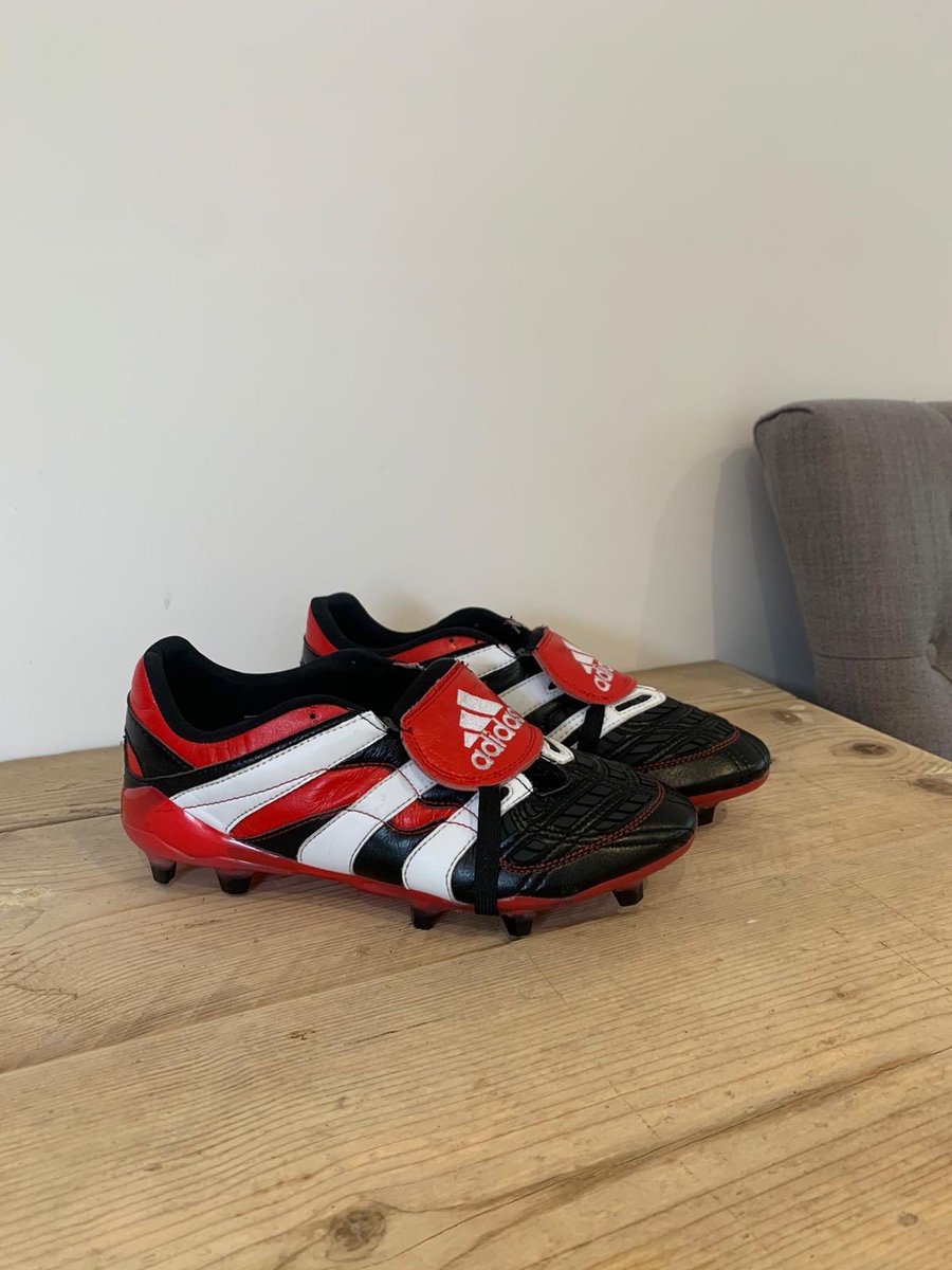 adidas boots with tongue