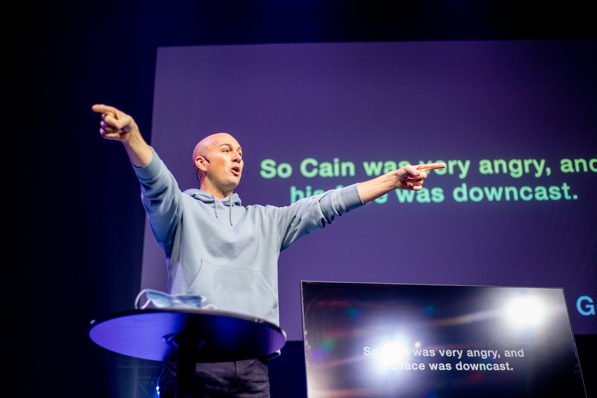 iamembrace's tweet photo. Today's message is SO GOOD, you need to hear it! Join us at 10 or 11:15 on Facebook, YouTube or https://t.co/o1fLRo6OwS!
#iamembrace
#peeledback
#SundayMorning https://t.co/64PebDCDh7