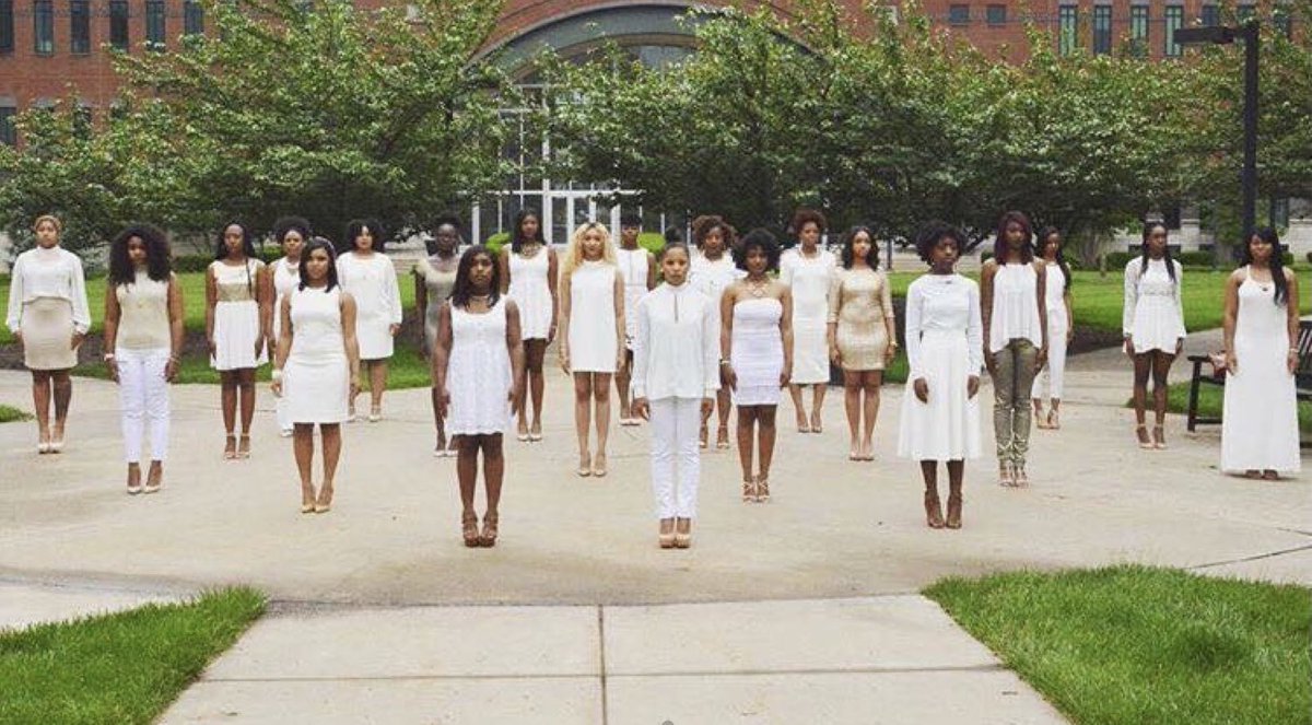 sydney_always's tweet image. Happy AKAversary to the brodies 💕💚✊🏽 #27VOB #FALL15 #BetaEpsilon