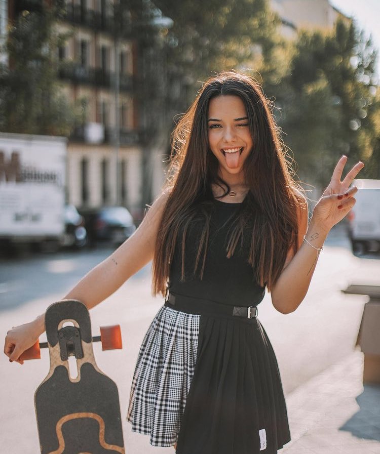 DaraaElana's tweet photo. ⠀⠀
⠀⠀⠀⠀
⠀⠀⠀⠀ ─┈ ♥︎⸝ (𝒓.)emember to smıle becαuse ı ɯısh чour lıfe ıs everчthıng чou deserve becαuse, ın mч opınıon, чou deserve the ɯorld.
⠀ https://t.co/lwa2uuutFM
