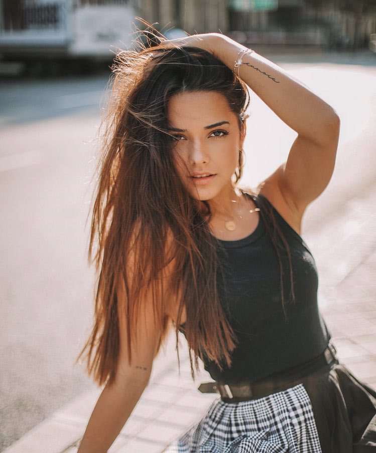 DaraaElana's tweet photo. ⠀⠀
⠀⠀⠀⠀
⠀⠀⠀⠀ ─┈ ♥︎⸝ (𝒓.)emember to smıle becαuse ı ɯısh чour lıfe ıs everчthıng чou deserve becαuse, ın mч opınıon, чou deserve the ɯorld.
⠀ https://t.co/lwa2uuutFM
