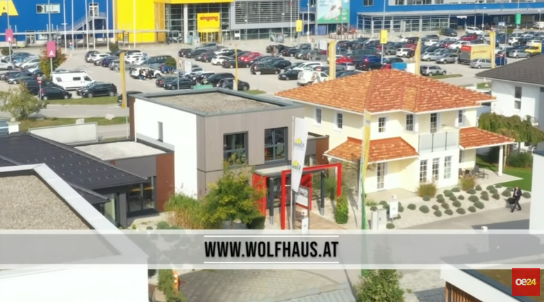 Chrisl7000's tweet photo. Muss urgeil sein, im Oaschlochsender zu werben.
#WolfHaus #oe24tv #211w #0211w https://t.co/72eOVsXdhJ