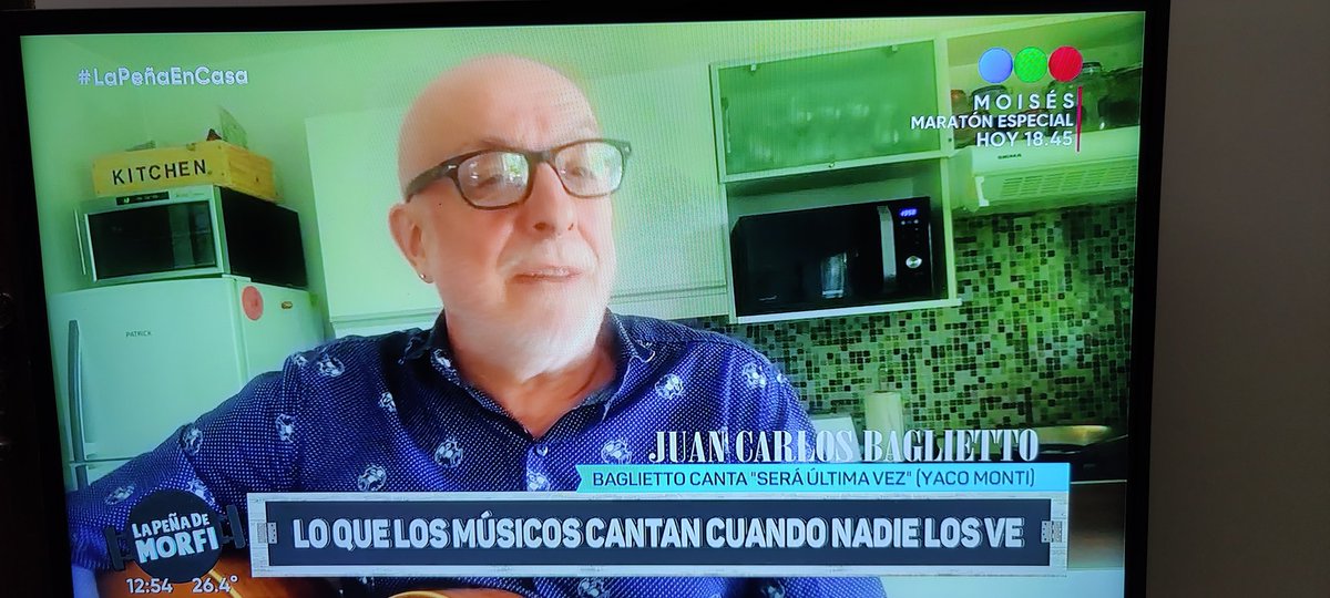 ajolo's tweet photo. Bien Baglietto con esos commits de fondo https://t.co/J3g4EFaj9g
