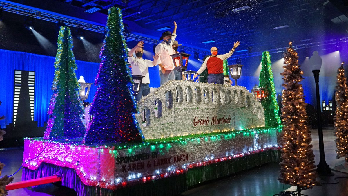 Tune in TONIGHT for the GM Financial <a href="/Paradeof_Lights/">GM Financial Parade of Lights</a>! The show kicks off at 7PM. Tune in on the Parade's Facebook page, YouTube channel, or <a href="/TXA21/">TXA 21 TV</a>.  📺  

Where to watch ➡️ : bit.ly/2pyEkhH.
