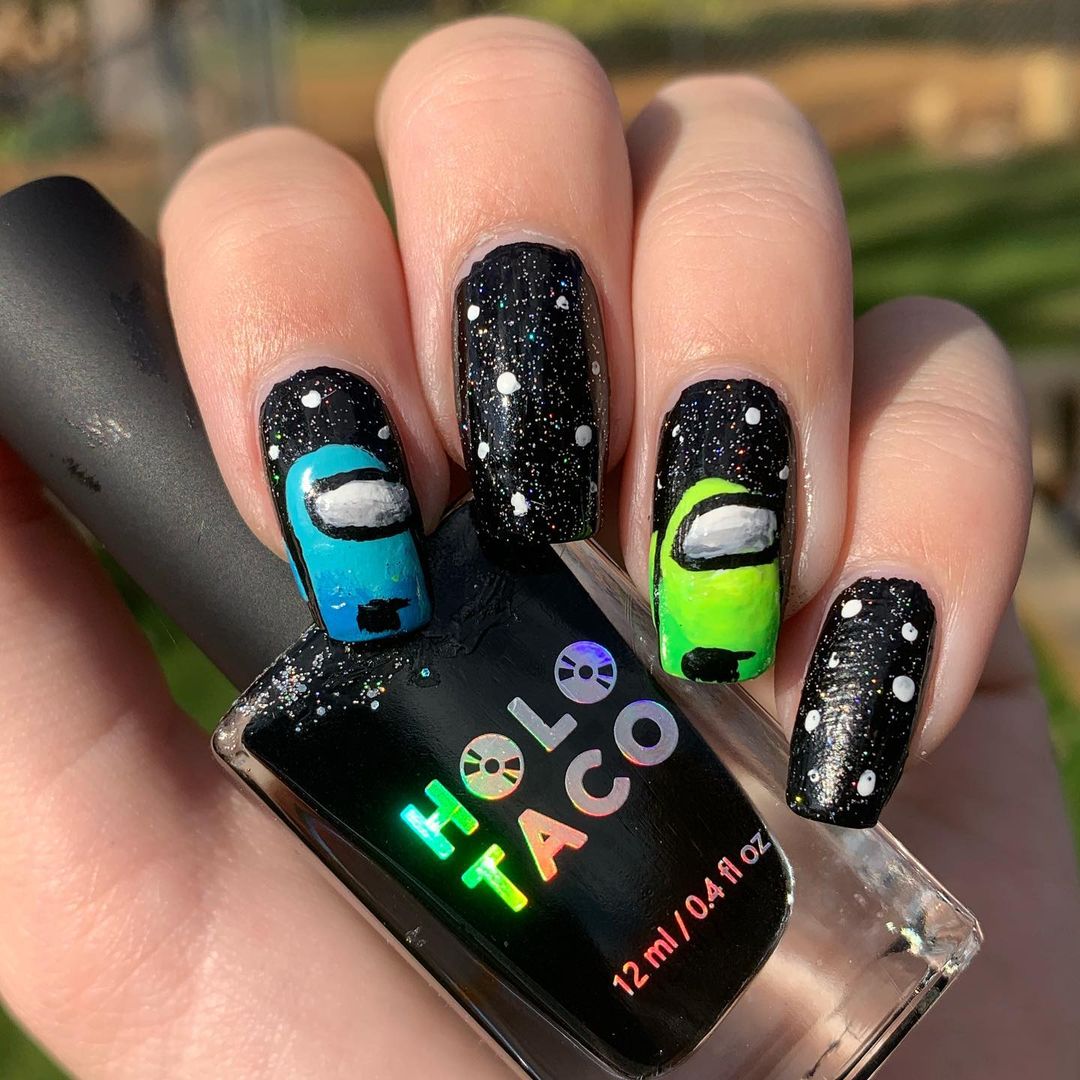 holotaco's tweet photo. Not gonna lie, boring nails are kinda sus👀😜 Don't forget... FREE ♠️One-Coat Black♠️ with the purchase of a Holo Taco bundle or collection set! Offer available for a limited time for Imposters and Crewmates!🤪🛍️ 
📸: https://t.co/a7eV10yVJC.nails 🖤 and splatterpainted 💙 https://t.co/X8QldiK4a7