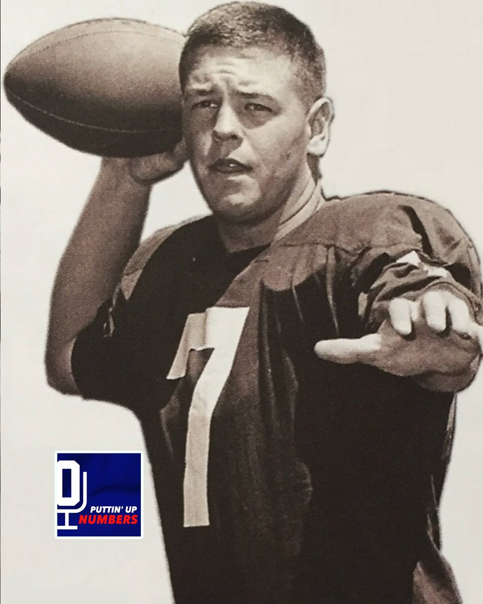 Puttinupnumbers's tweet photo. Jim Hart wore #16 at Southern Illinois before getting #7 and finally #17 in his 19 NFL seasons, racking up nearly 35K yards. He joins Puttin' Up Numbers today for the Season 1 finale. Listen here: https://t.co/yJLHgV1apx
#BigRed #AirCoryell #JimHart #CardinalsFootball #podcasts https://t.co/qE6i6LeIzt