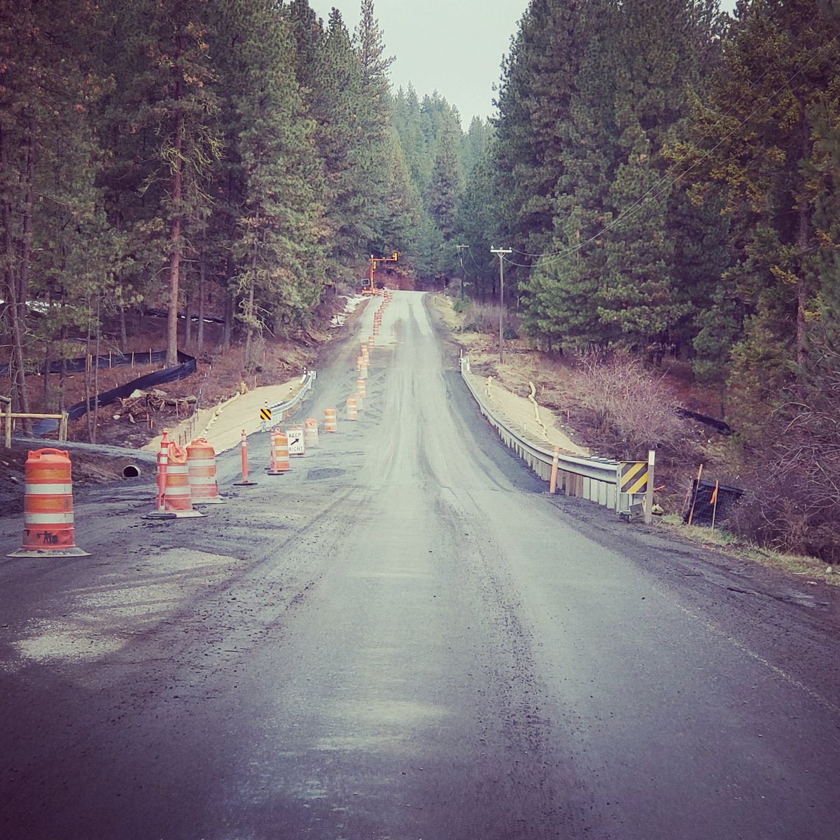 carmenpeone's tweet photo. Road near completion
Detour decommissioned
Driving straight again!
#haiku #roadrecovery #ferrycounty https://t.co/OOBtDDHf9K