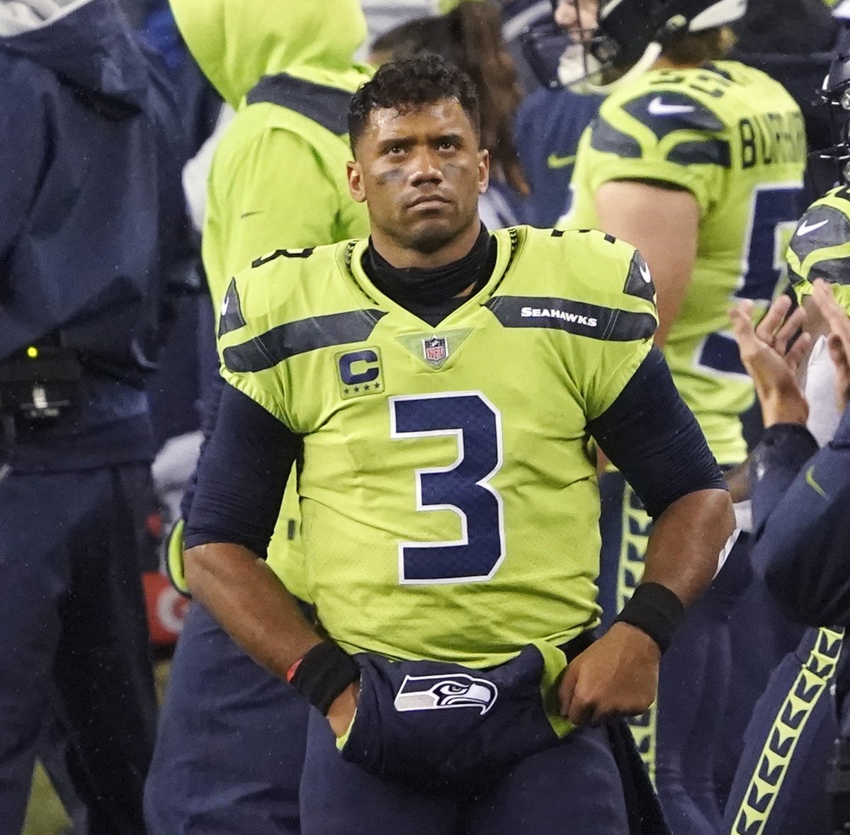 brgridiron's tweet photo. Russell Wilson has the NFL record for most wins by a QB through first:

◽️ Two seasons - 24
◽️ Three seasons - 36
◽️ Four seasons - 46
◽️ Five seasons - 56 (T-Matt Ryan)
◽️ Six seasons - 65
◽️ Seven seasons - 75
◽️ Eight seasons- 86 (T-Tom Brady)
◽️ Nine seasons - 93

Winner. https://t.co/UaiPqWIdcZ