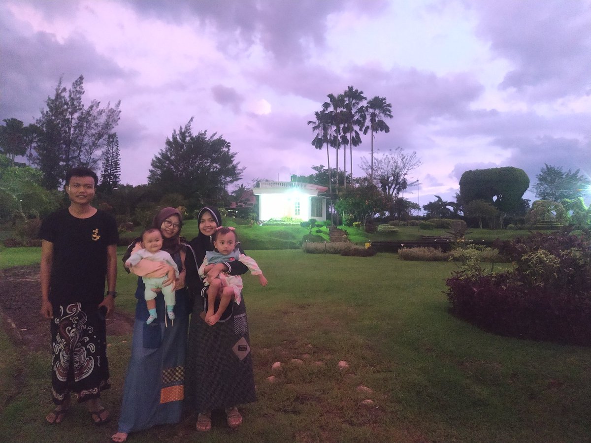 _fancipss's tweet photo. #melati #mawar #afanemde #emdefamily #comstar #sapeksakti #jember #supergalaxy #piknik #jetlong https://t.co/2TgZEKeHMc