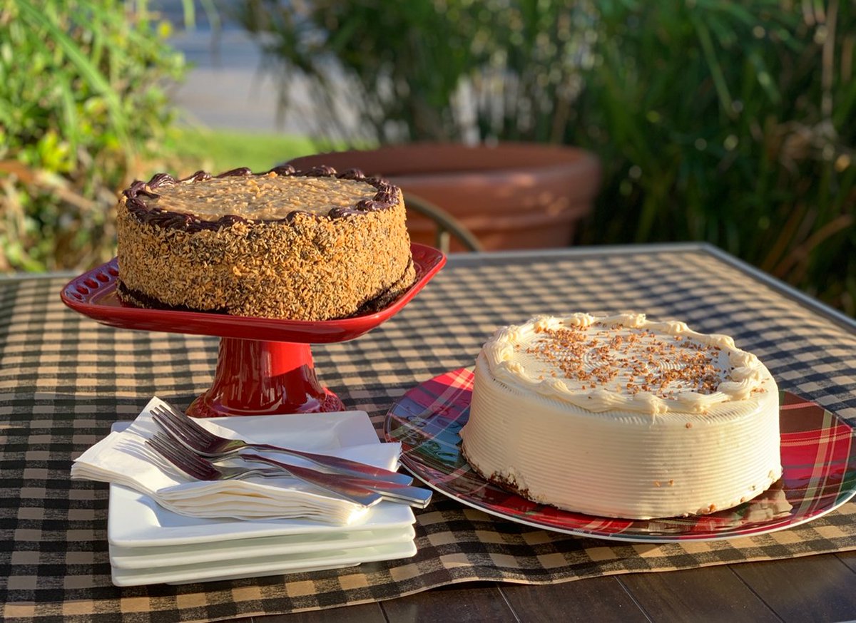 CafeExpress's tweet image. Only a few hours left! Place your holiday pre orders online at cafe-express.com before noon for Wednesday pick up. 

#holidayplanning #thanksgivingpreorder #houstonrestaurants #holidaypickuporder #thanksgivingmeal #onlineorder #cafeexpress #thankgivingmeal #holidayorder