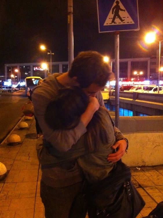 I want a tight hug.♥️