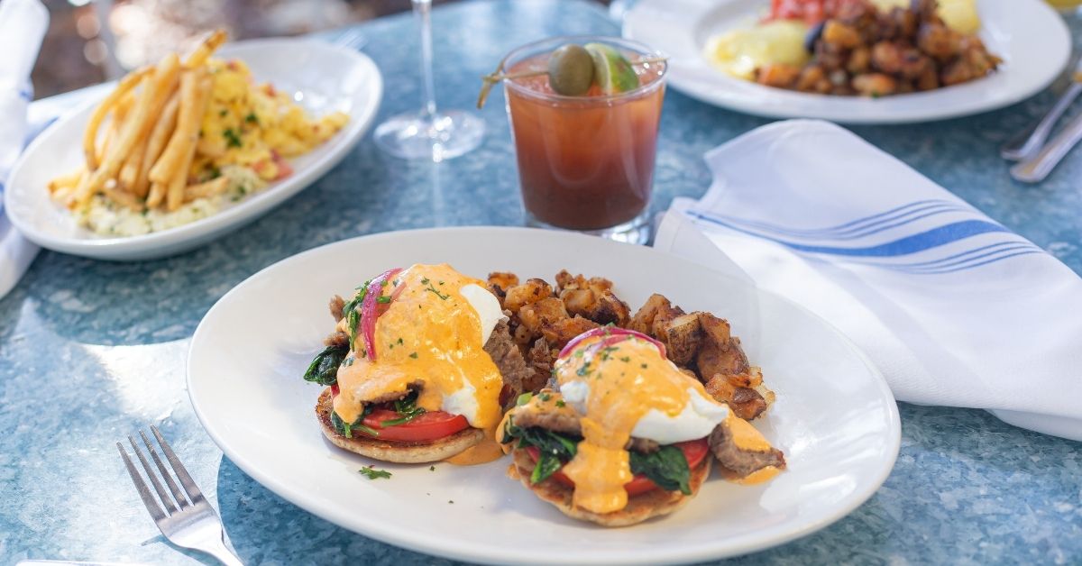 TavernaAgora's tweet photo. Cheers to brunch spreads like these. What's your favorite #brunch dish? ๐ณ
https://t.co/MO0NMfJXEp
#TavernaAgora #Opa #Outdoordining #Greek #DowntownRaleighAlliance #StuffToDoInRaleigh #RaleighBrunch #Brunch https://t.co/EtmUUYsvW2