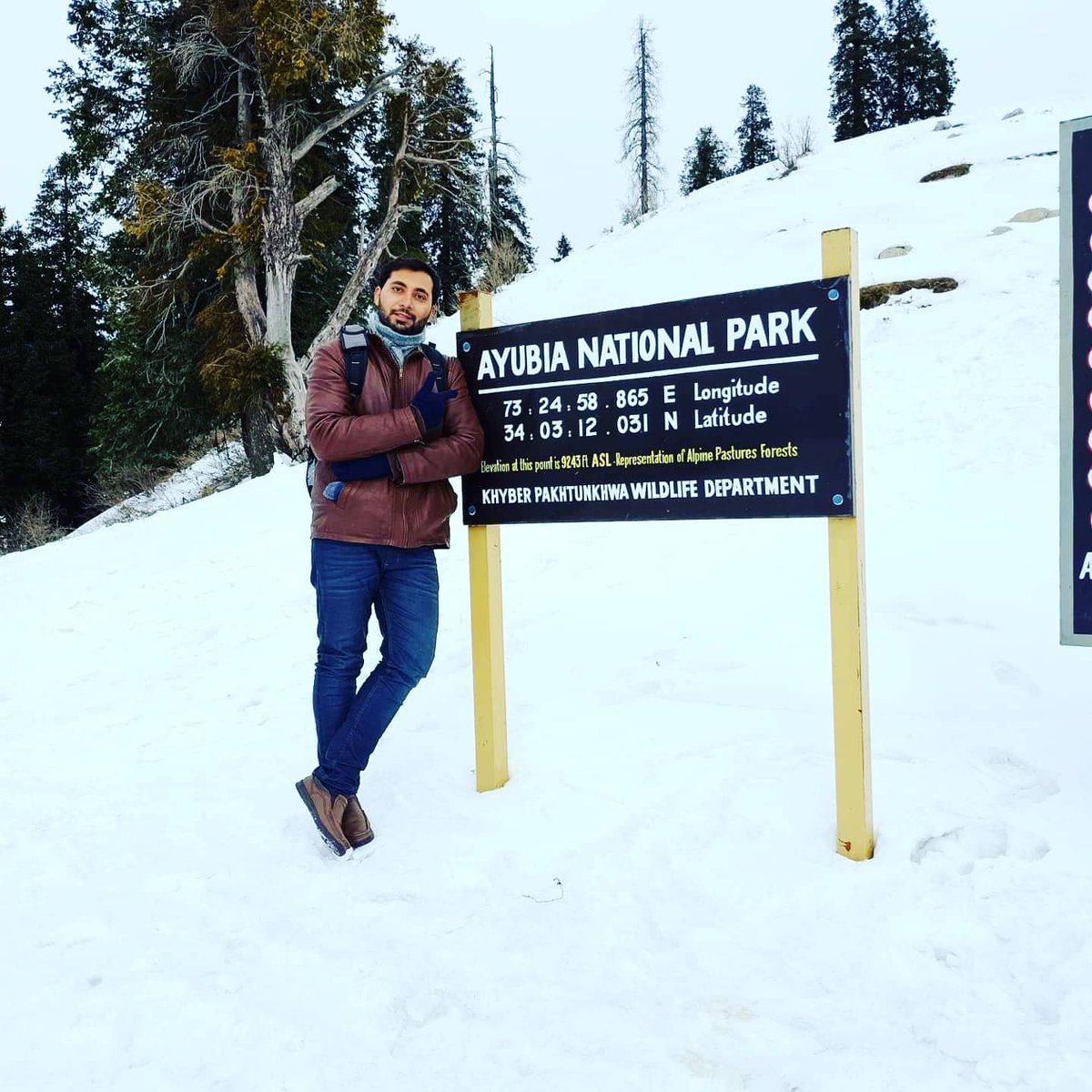 0SMA9's tweet photo. Had a great tour. Unlimited fun 😁
#Islamabad #Murree #NathiaGali  #Mushkpuri #tourism #tours #snowfall https://t.co/EXgoTasgIG