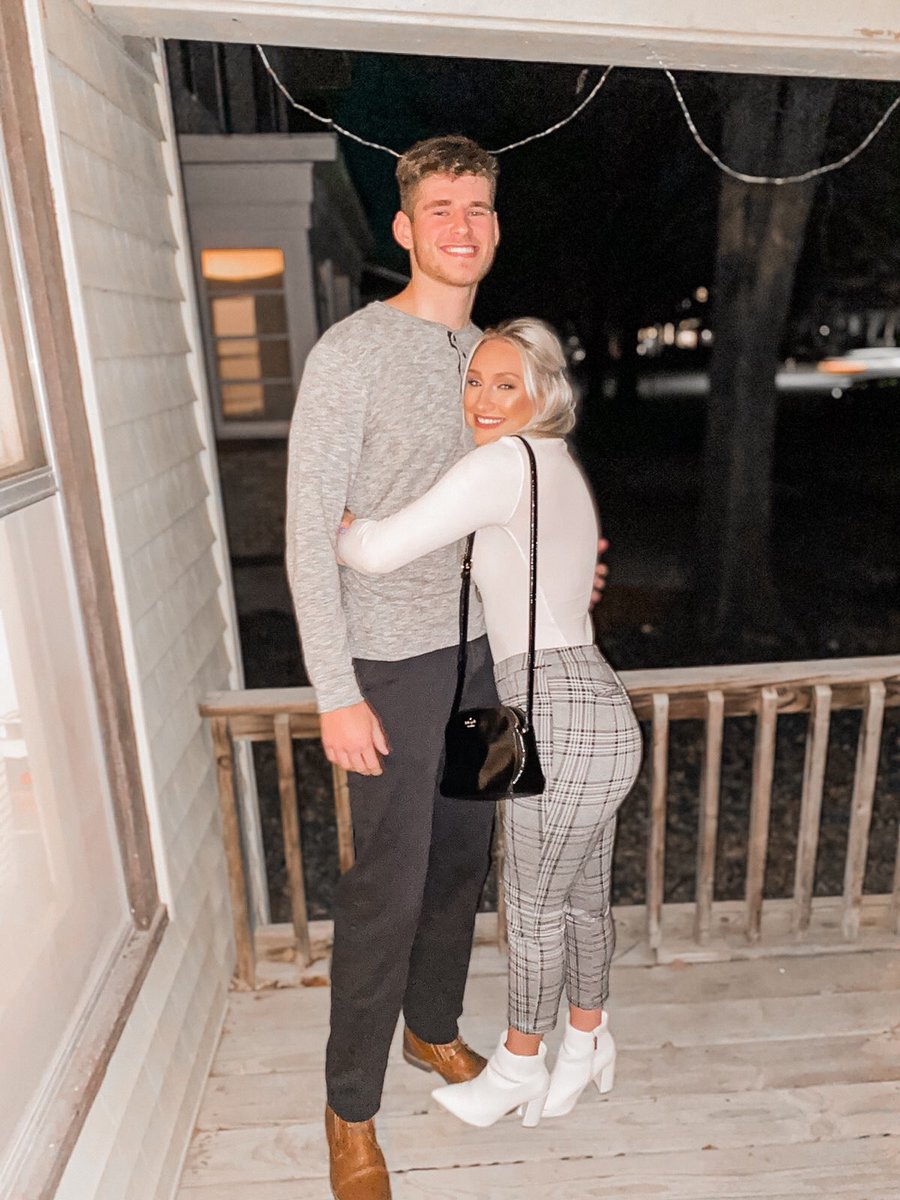 MasonThiessen's tweet photo. Just a little shoutout to the goat 🥵 https://t.co/ZqQupFwav0