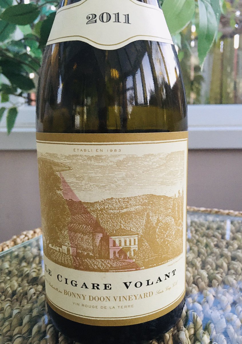 nclwineschool's tweet photo. Braised Venison Haunch with Apricots and Prunes thanks to @Dkfs16 @ChopChopChef @LocalHeroesNE #kennedyandRhind
Paired with? Grenache wrapped around Mourvèdre and Syrah in one of my all time favourite wines. Le Cigare Volant. Thank you @RandallGrahm @BonnyDoonVineyard https://t.co/qM238A9Oqj