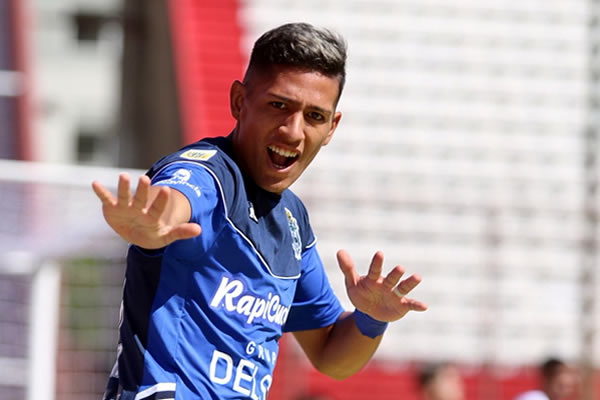letragmedios's tweet photo. FÚTBOL | ⚽️ SE JUEGA MUCHO EN PARANÁ - Gimnasia visita a Patronato y buscará una victoria que lo iguale con Huracán en el segundo escalón de las posiciones. Arranca a las 19.20, poR Fox Sports, y dirige Pablo Ecahavarría. ¡Vamos Tripa! https://t.co/17g6AWFcw2 #GELP #CGE https://t.co/uoCSGKPwWD